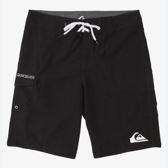 Quiksilver Black Classic Surf Style Board-shorts with Pocket 33 - Picture 1 of 13